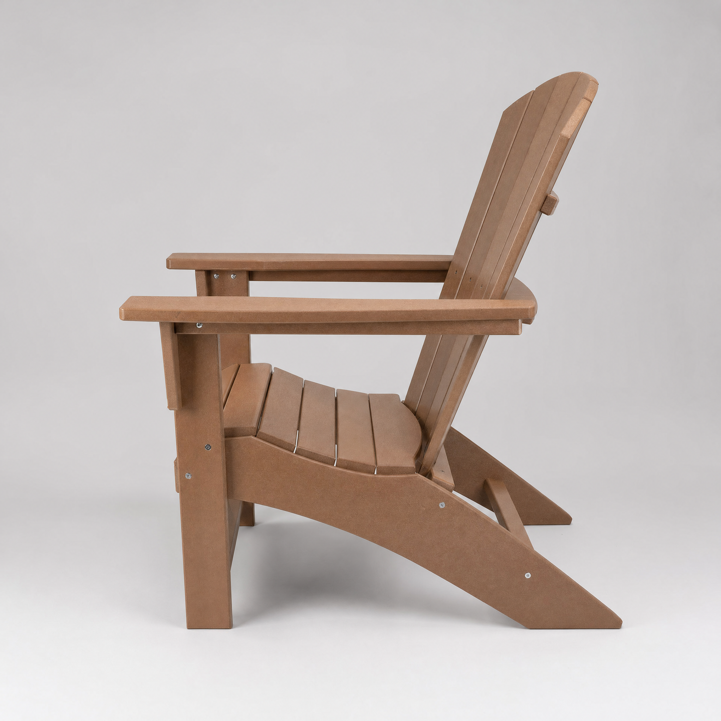 Grant Park Traditional Curveback White Plastic Outdoor Patio Adirondack Chair (Set of 1)