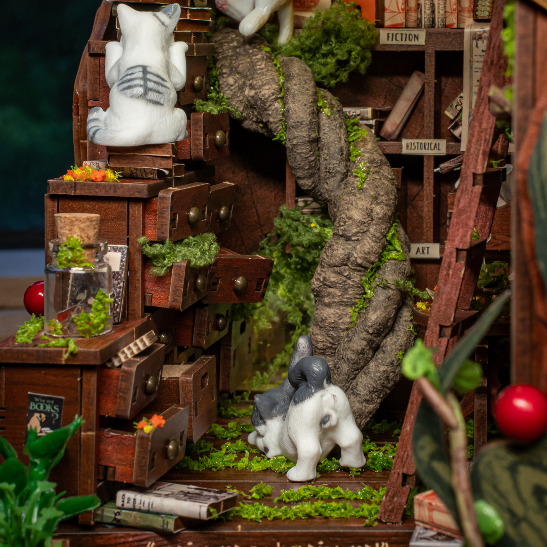Cats Crossing Book Nook Kit