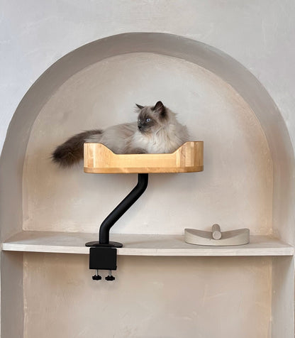 The Sustainable Desk-Mounted Cat Bed