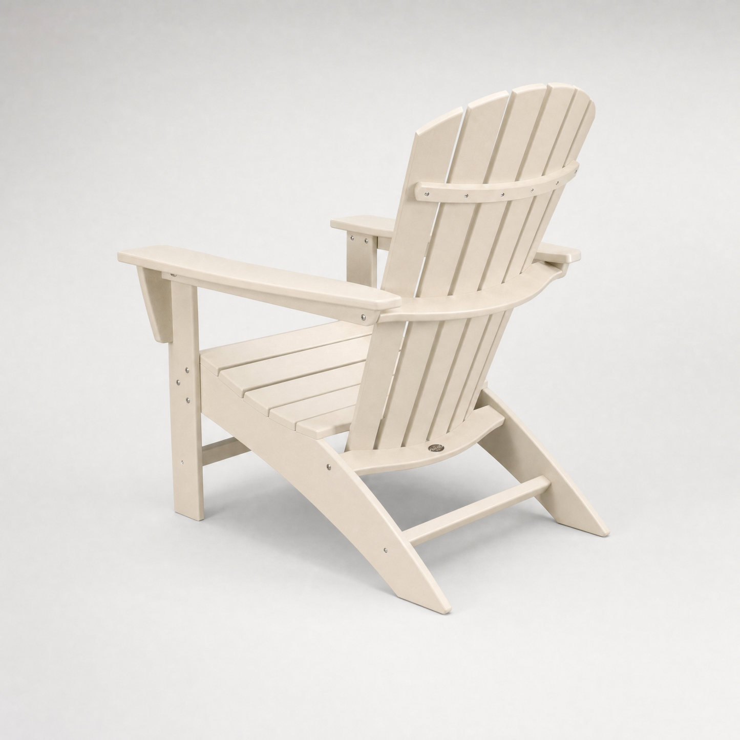 Grant Park Traditional Curveback White Plastic Outdoor Patio Adirondack Chair (Set of 1)