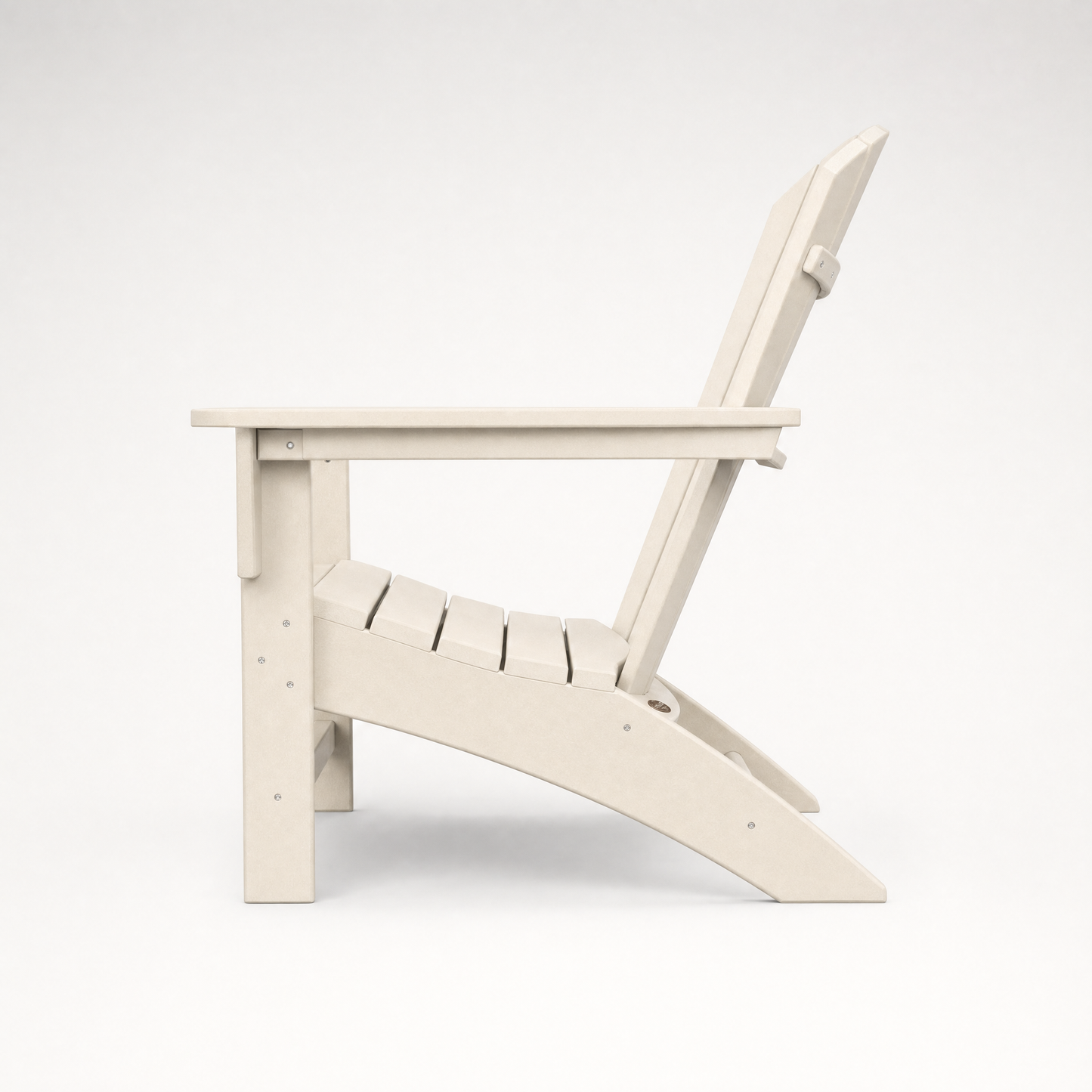 Grant Park Traditional Curveback White Plastic Outdoor Patio Adirondack Chair (Set of 1)